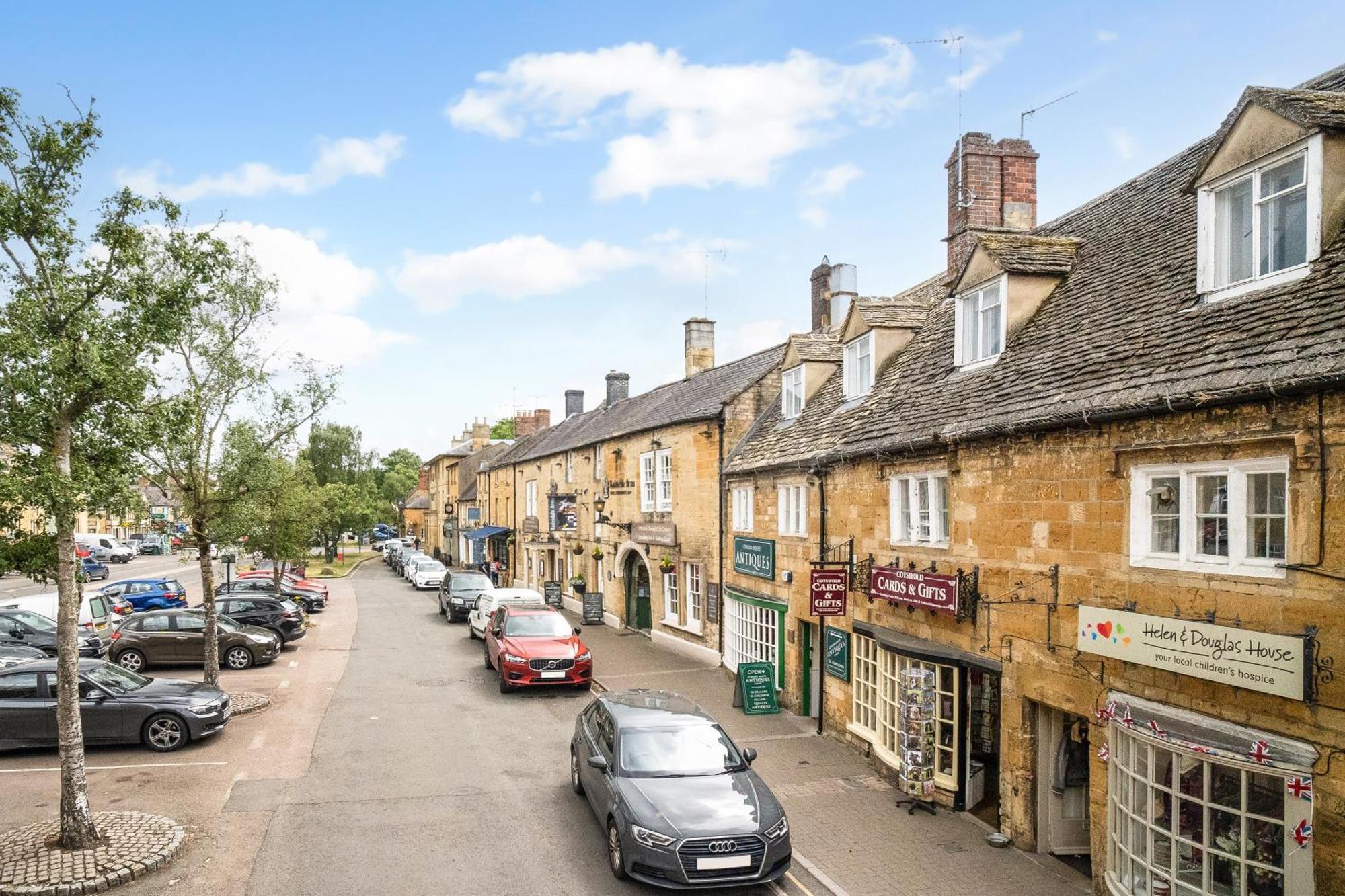 Moreton-in-MarshRedesdale View, High Street With Private Garden公寓 外观 照片